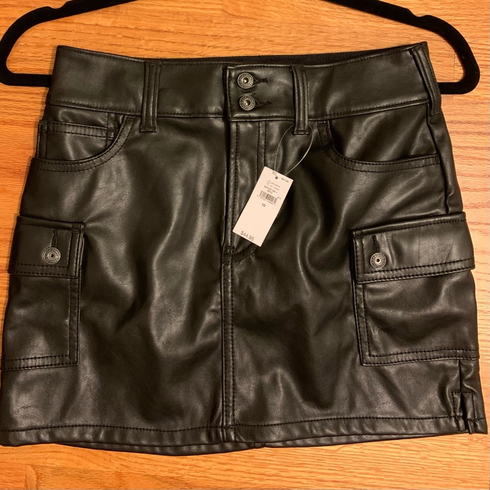 GAP Kid’s Black Faux Leather Skirt with Pockets